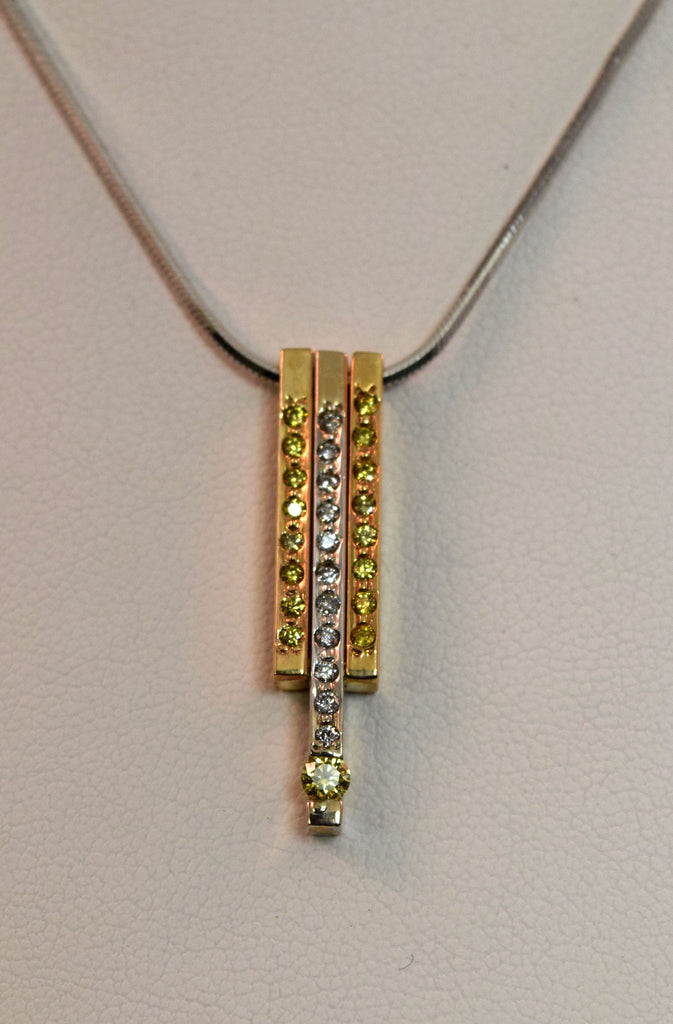 White and yellow Gold Necklace