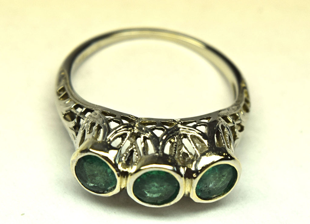 White Gold Vintage Emerald Ring