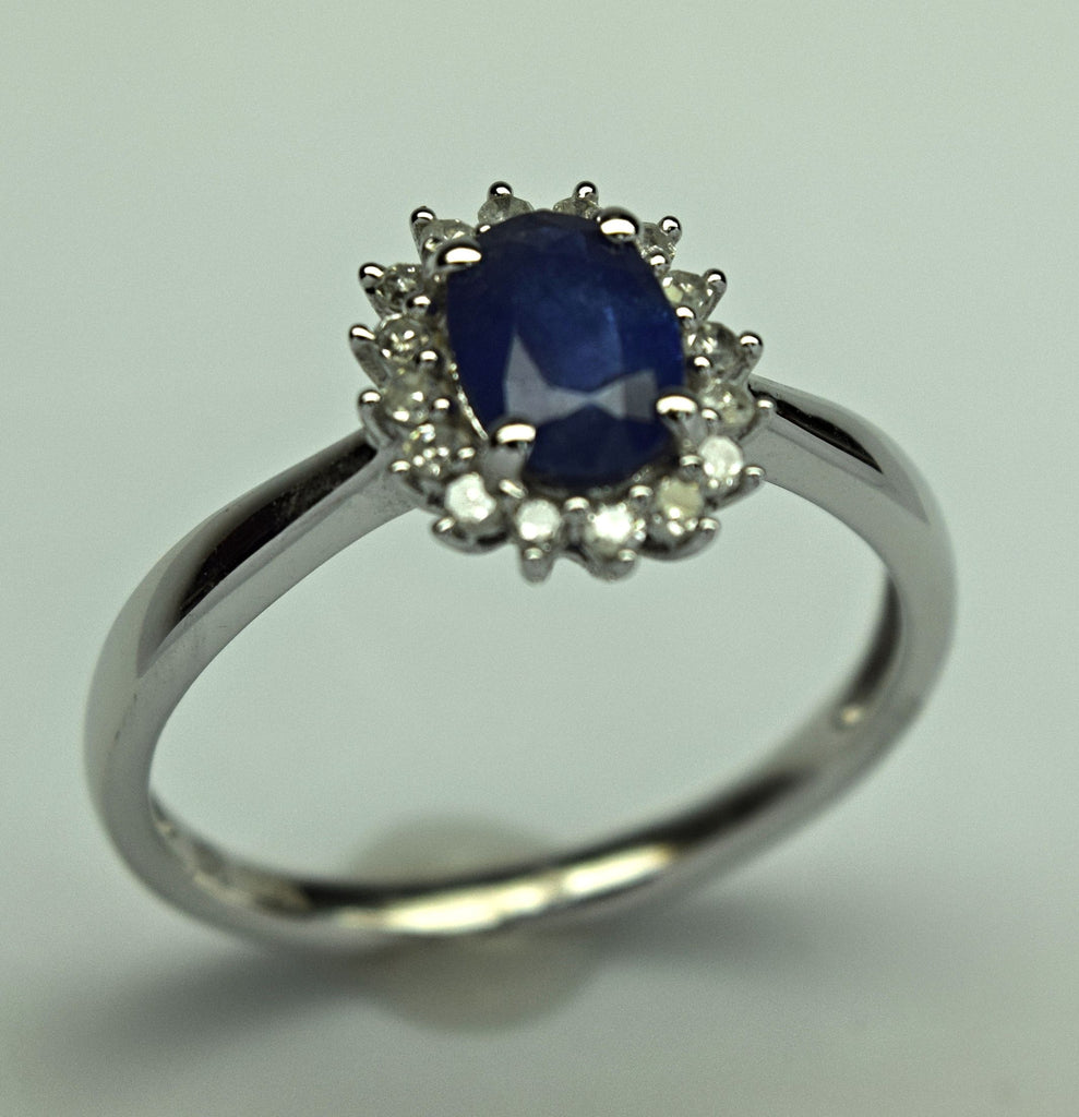 white gold sapphire and diamond ring