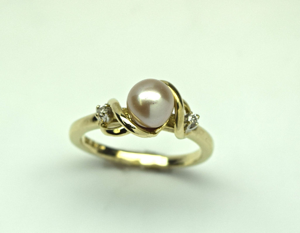 Yellow Gold Akoya Pearl Ring