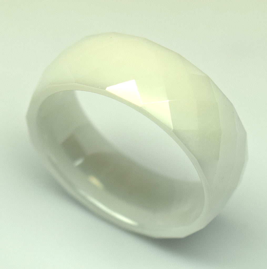 White ceramic ring